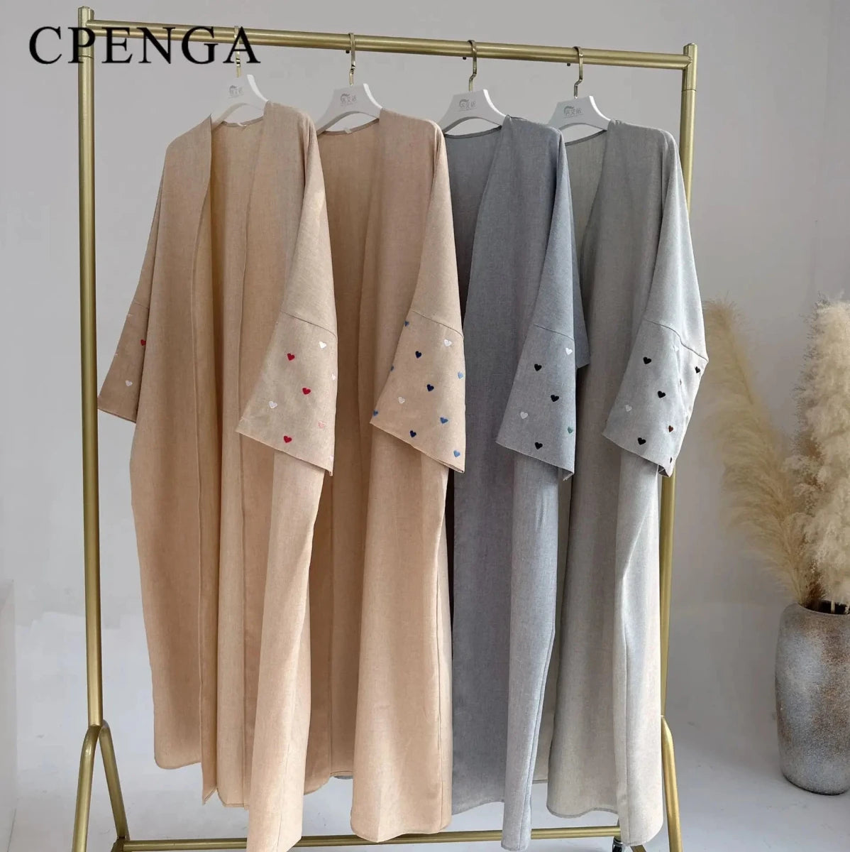 Abaya Ouverte avec Broderie Cœur pour Femme Kimono Élégant - NGSHOP-ONE