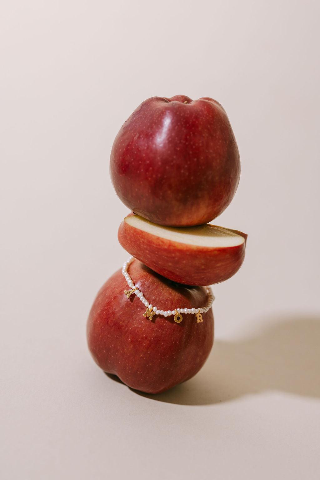 Bracelet Rime initiales : personnalisez votre amour en perles et or 24k - NGSHOP-ONE