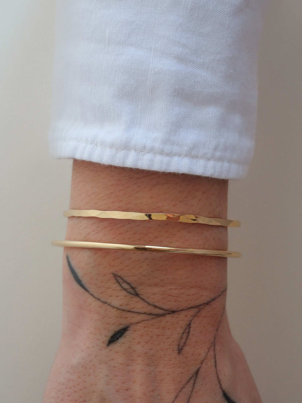 Jonc Sienna: un accessoire élégant pour toutes les occasions - NGSHOP-ONE