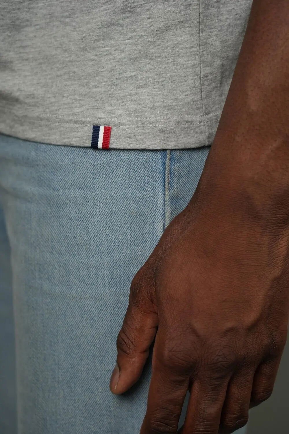 T-shirts en coton 100% pur, qualité supérieure, confort optimal et coupe ajustée. Made in France. - NGSHOP-ONE