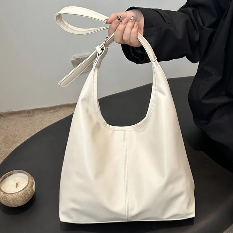 Sac Cabas Seau en Cuir PU à Grande Capacité Rétro - NGSHOP-ONE